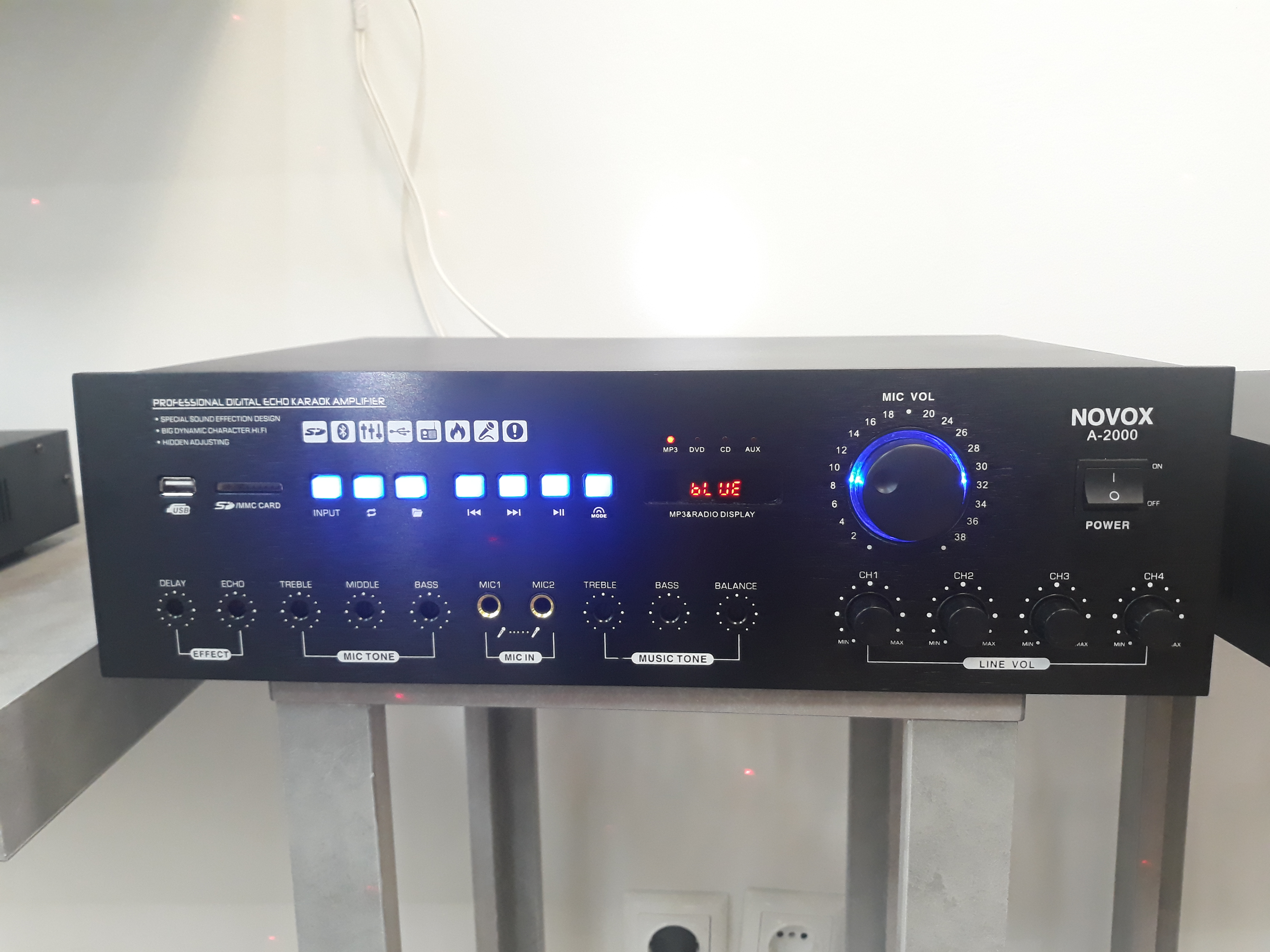 آمپلی فایر رومیزی A-2000 NOVOX